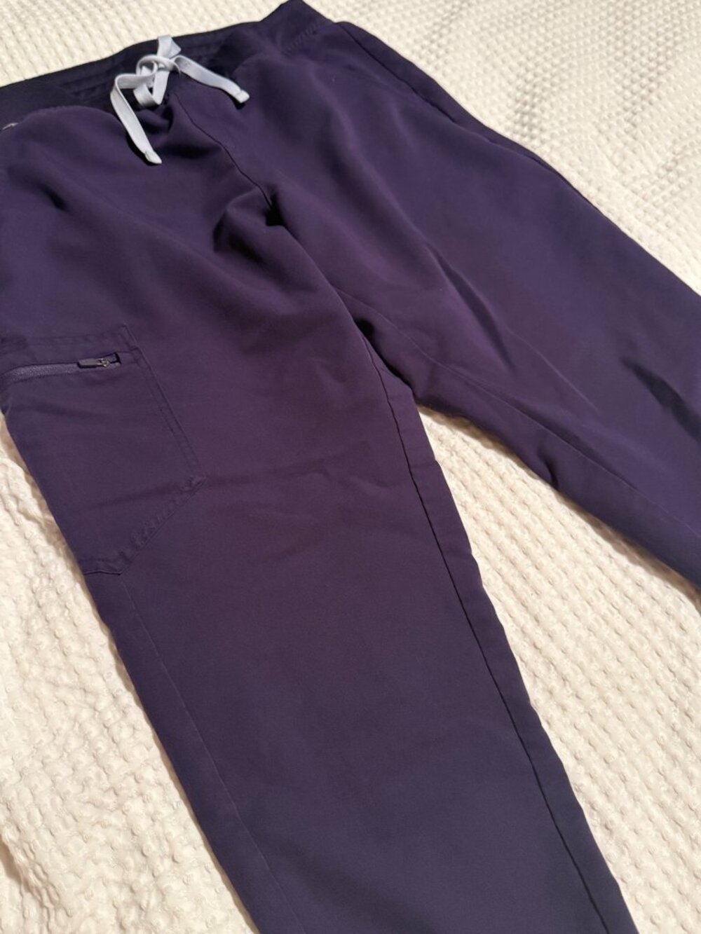 FIGS high rise joggers, LARGE, Deep purple